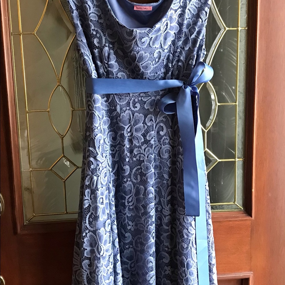 Hello Miz Empire Waist Ribbon Tie Dusty Blue Floral Lace Maternity Dress Large